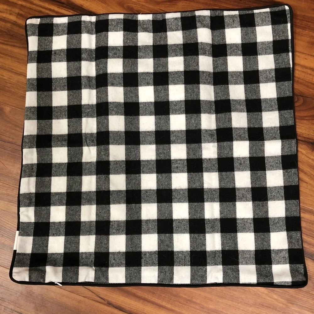 Buffalo Check Easter Blessings Pillow Cover - Picture 4 of 6